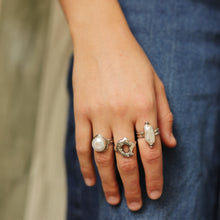Load image into Gallery viewer, Pearl Ring + Vintage Band
