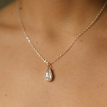 Load image into Gallery viewer, Baroque Pearl Necklace
