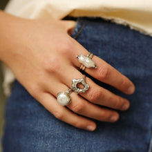Load image into Gallery viewer, Earthy Solid Silver Ring
